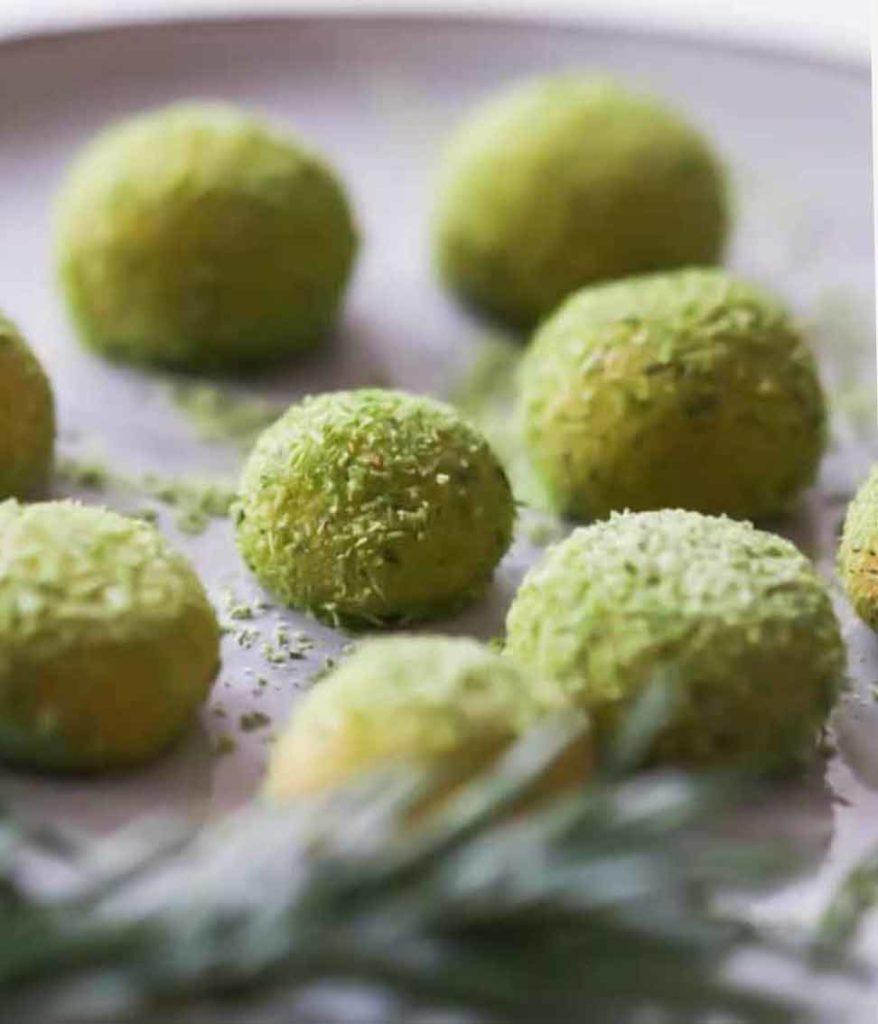 essbare Nadelbäume Pralinen